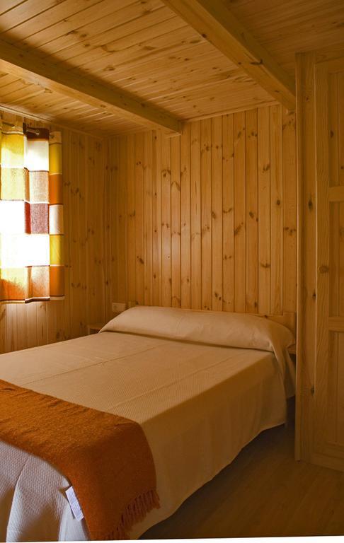 La Rectoral De San Juan Guest House El Franco Room photo